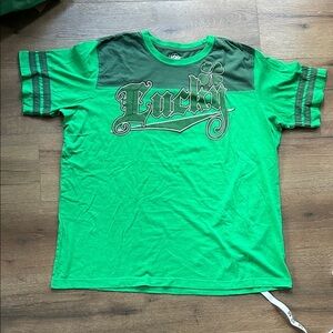 Lucky Green Graphic Tee ! XXL